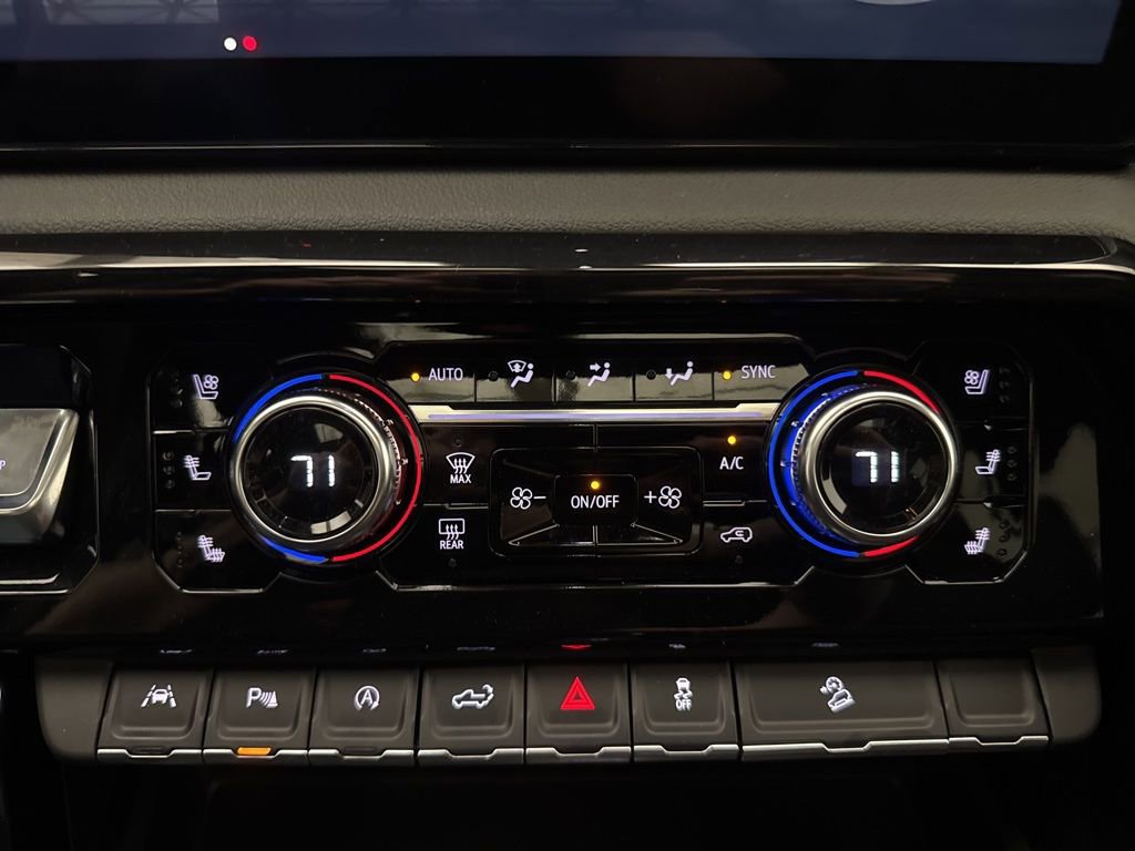 New 2026 GMC Sierra 1500 AT4 w/ AT4 Premium Package image 49