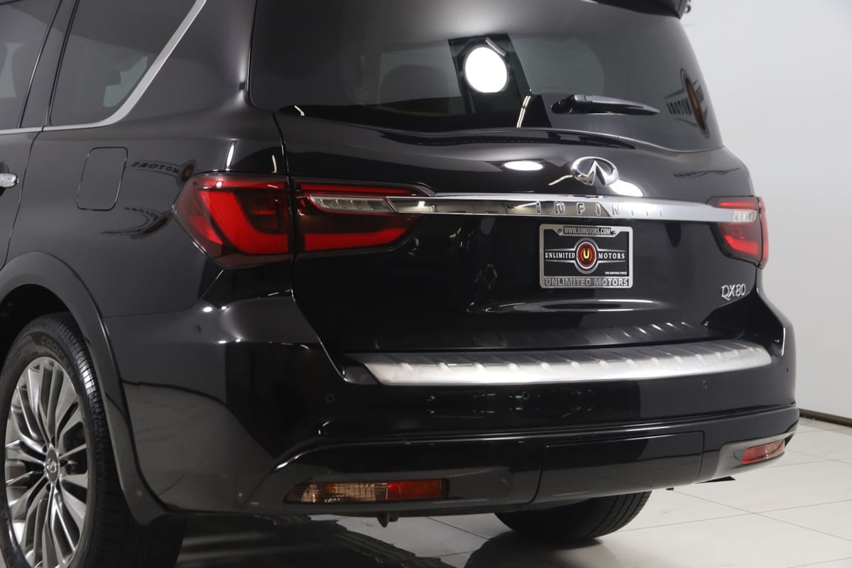 Used 2018 INFINITI QX80 4WD w/ Driver Assistance Package image 24