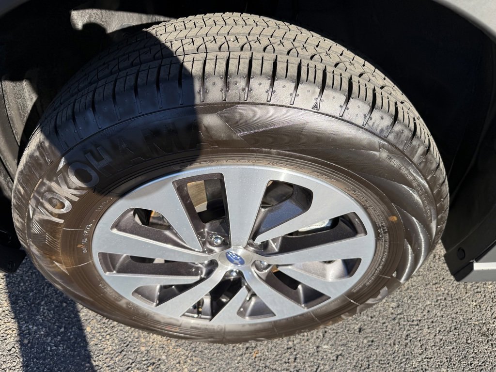 Used 2025 Subaru Outback Premium w/ Popular Package #1 image 12