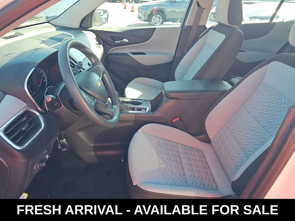 Used 2024 Chevrolet Equinox LS w/ Driver Confidence II Package image 9
