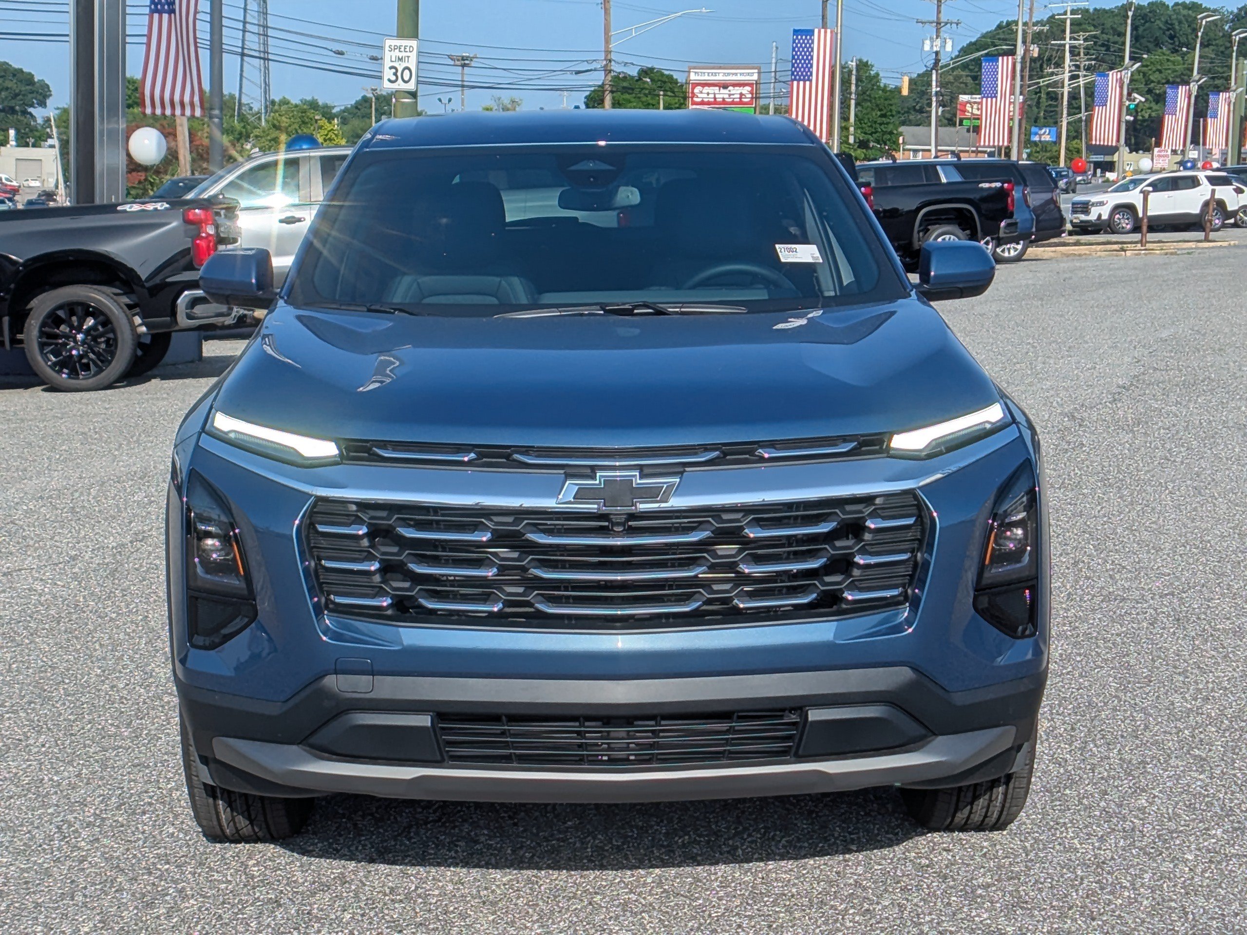 New 2027 Chevrolet Equinox LT w/ Convenience Package II FWD image 2