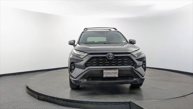 Used 2022 Toyota RAV4 XLE Premium AWD/4WD image 12