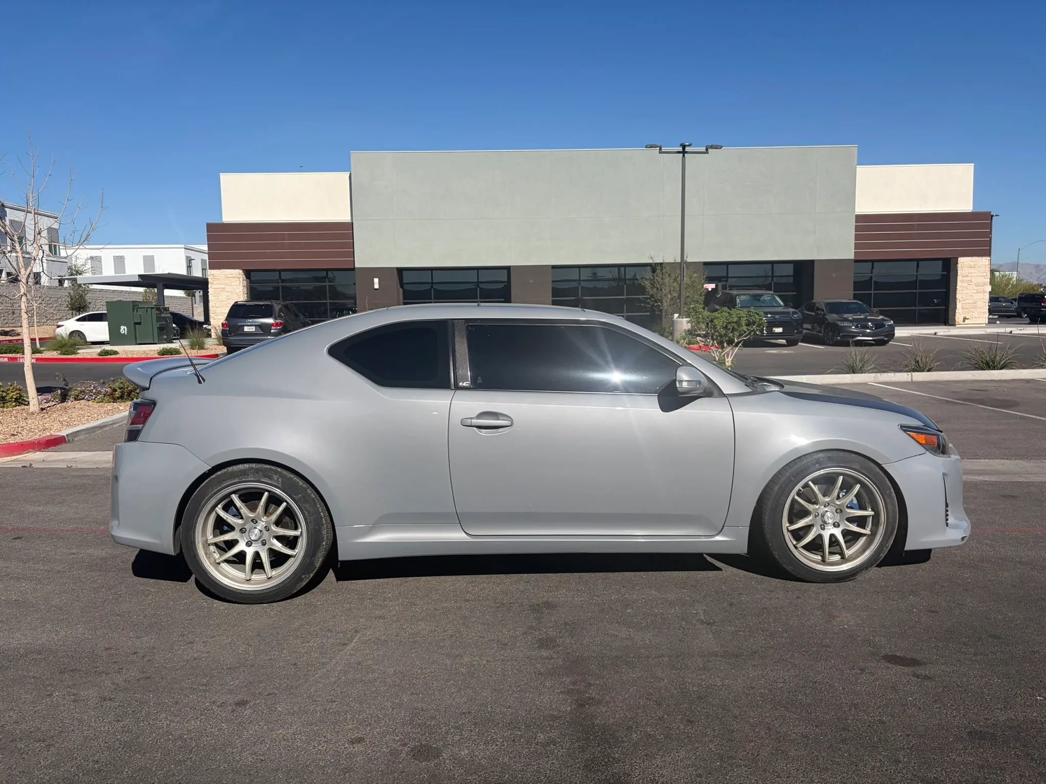 Used 2016 Scion tC image 3