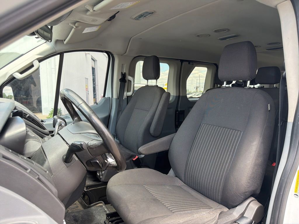 Used 2016 Ford Transit 150 XL RWD image 9