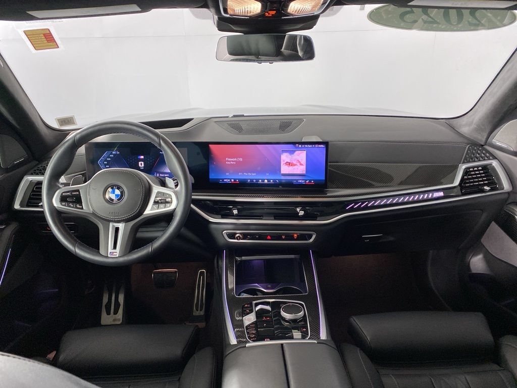Certified 2025 BMW X7 M60i w/ Climate Comfort Package AWD/4WD image 2