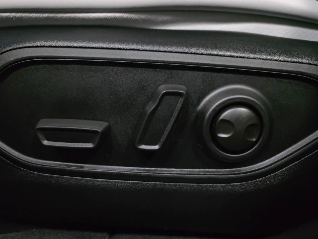 Used 2025 Jeep Wagoneer S Limited image 35