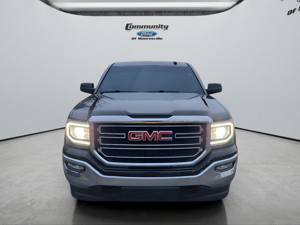 Used 2017 GMC Sierra 1500 SLE w/ SLE Value Package image 2