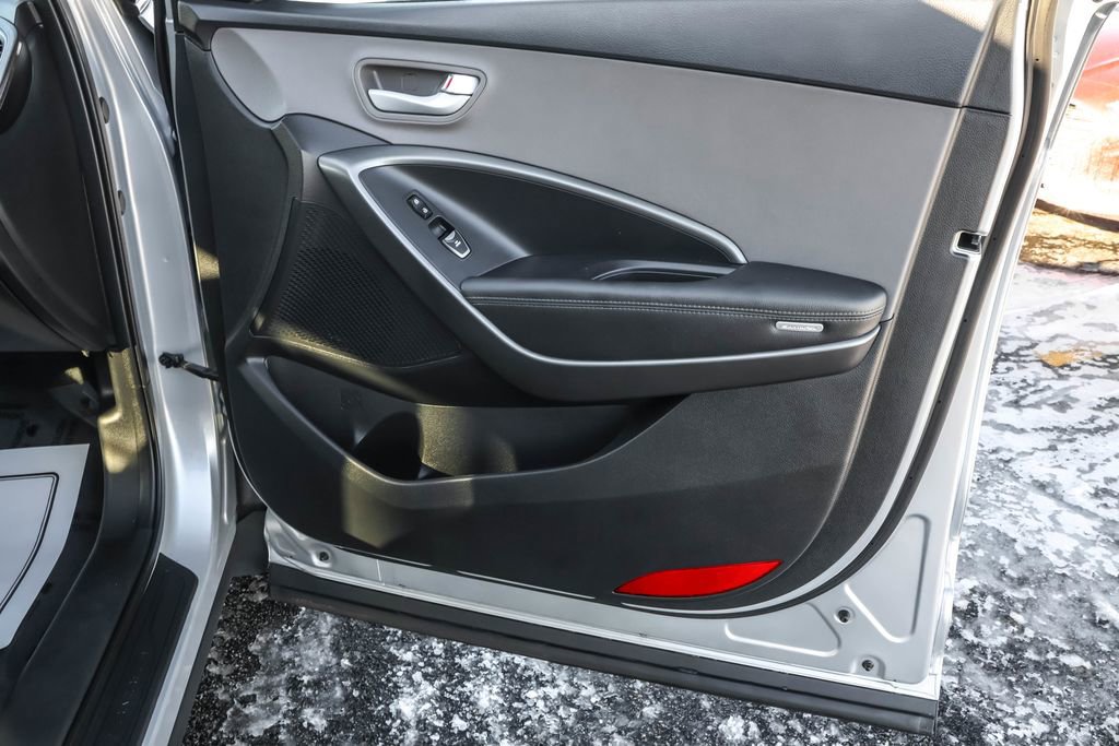 Used 2017 Hyundai Santa Fe Sport image 37