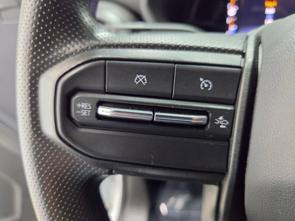Used 2023 Chevrolet Colorado Trail Boss w/ Technology Package AWD/4WD image 33