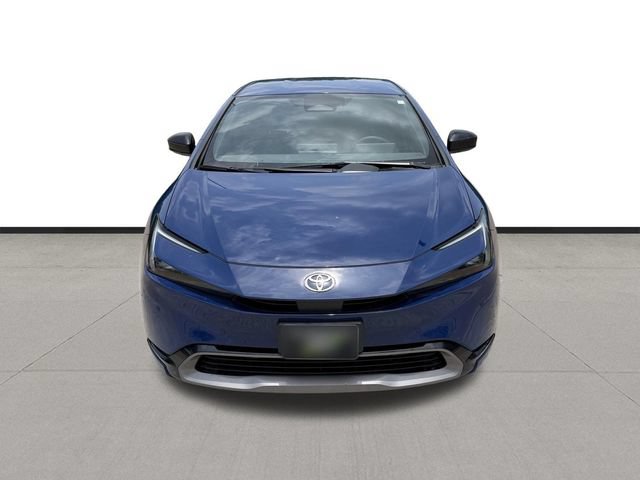 Used 2024 Toyota Prius XLE FWD image 2