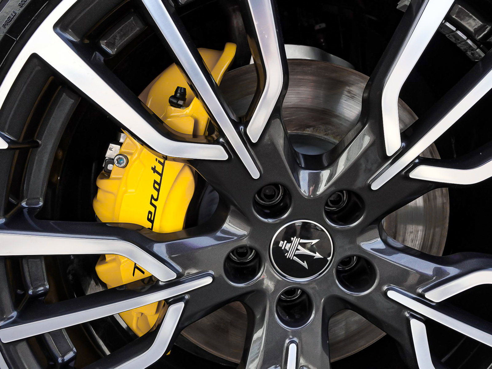 Used 2023 Maserati Grecale GT image 9