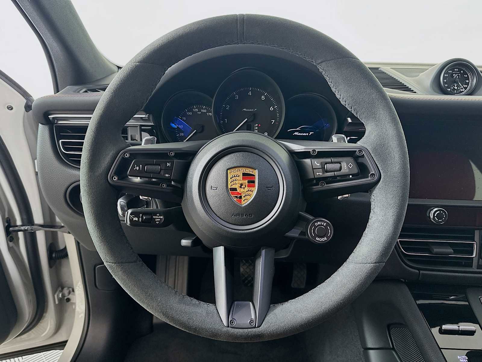 New 2026 Porsche Macan Turbo image 14