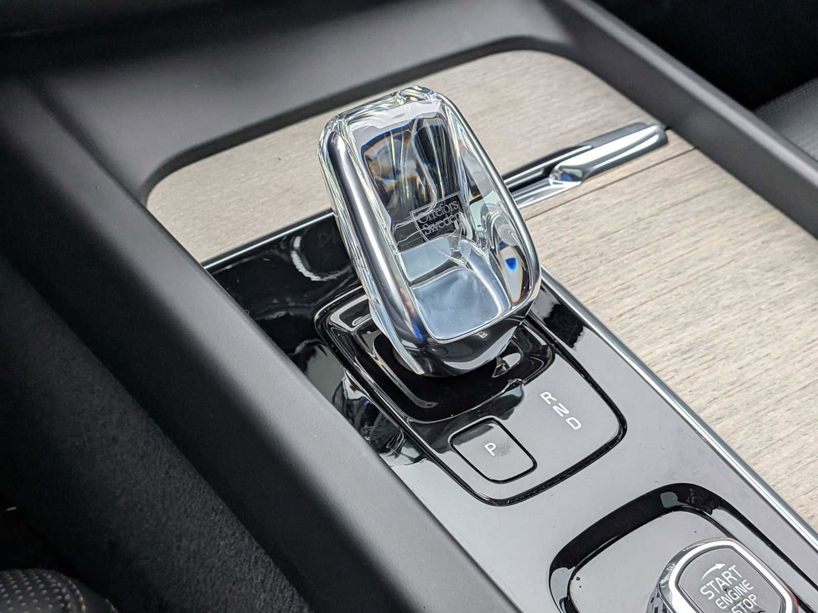 Used 2022 Volvo XC60 B5 Inscription w/ Advanced Package image 33