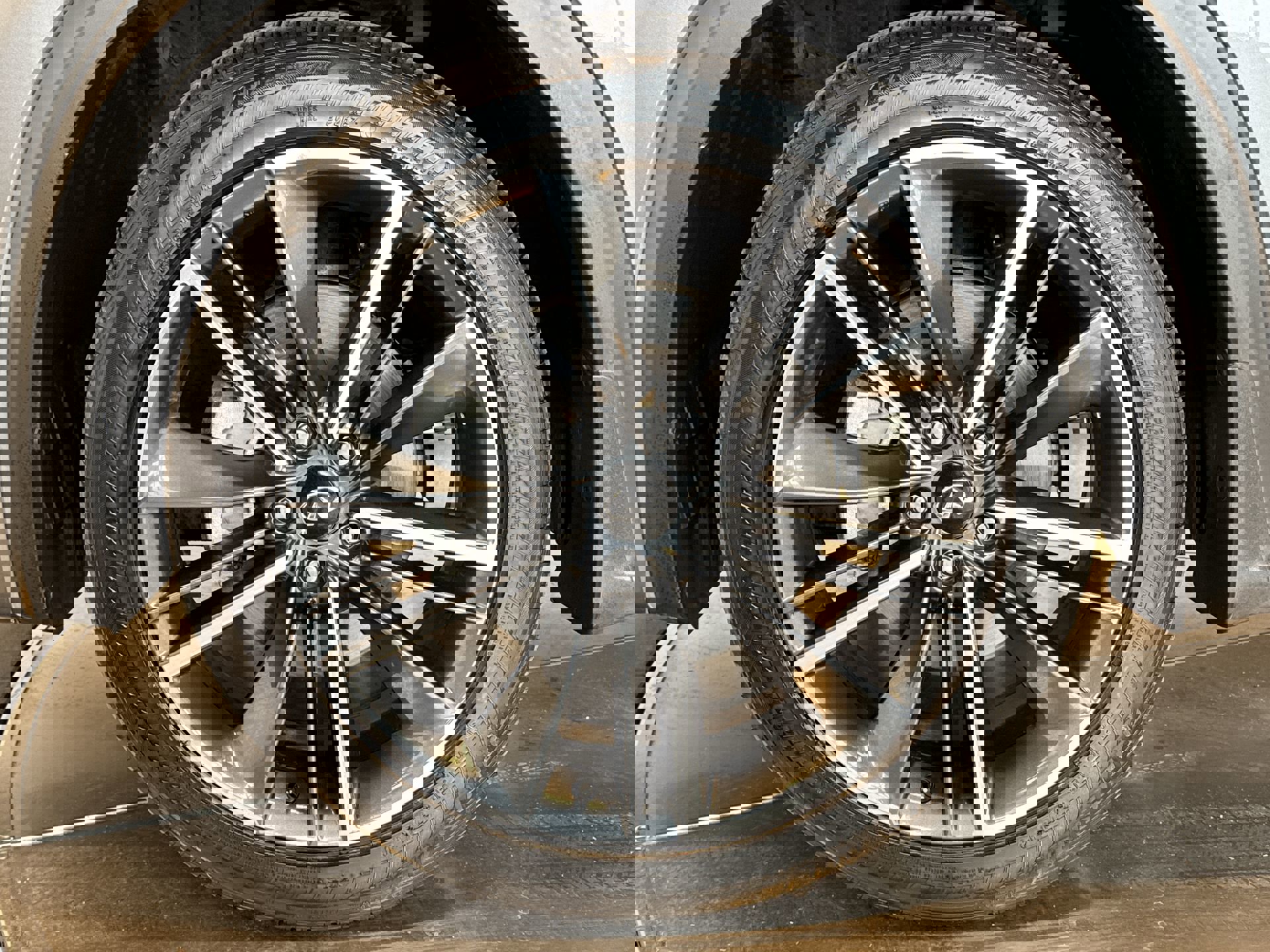 Certified 2025 INFINITI QX55 Luxe w/ Cargo Package image 10