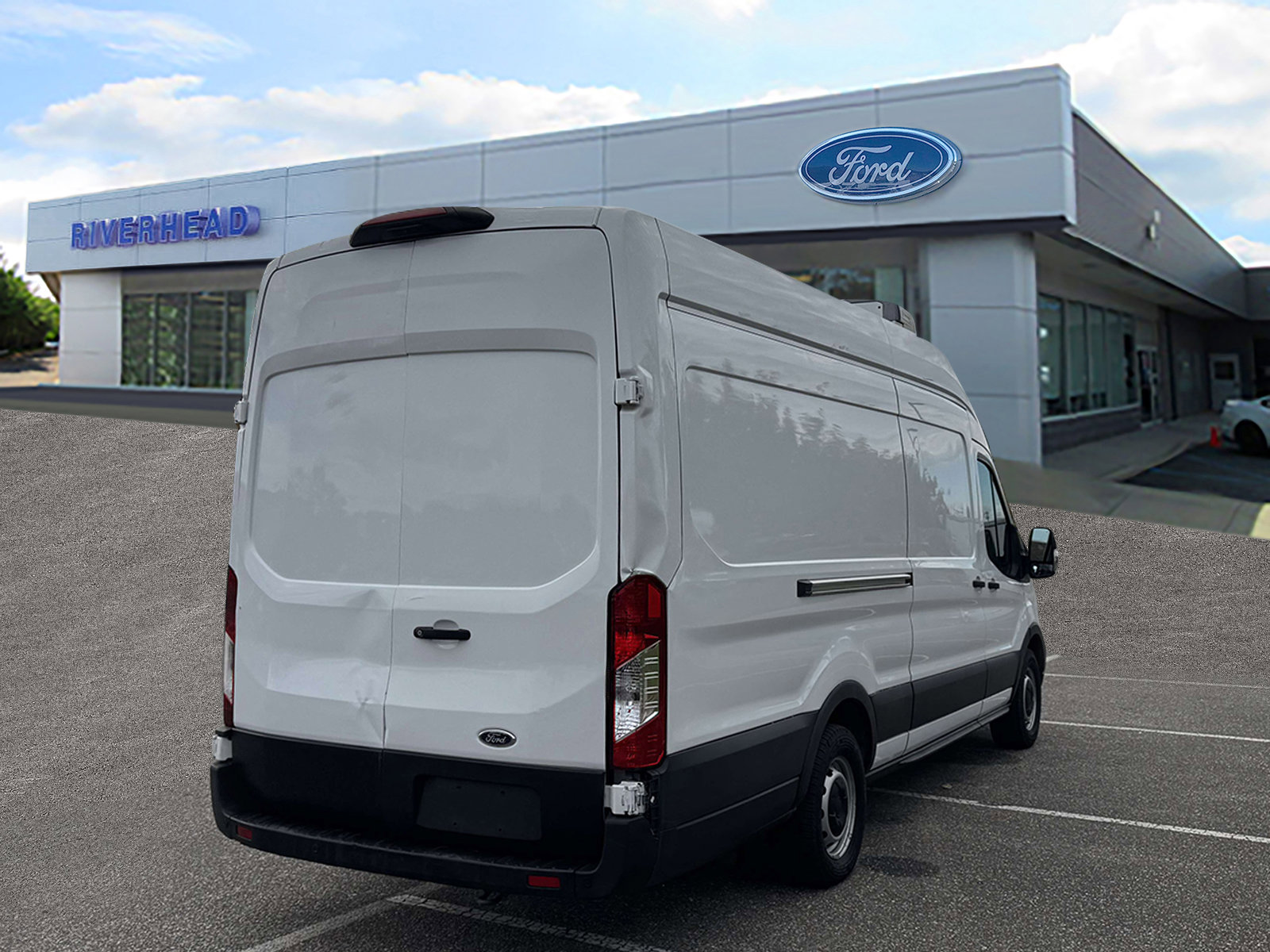 Used 2021 Ford Transit 350 148 High Roof Extended image 4