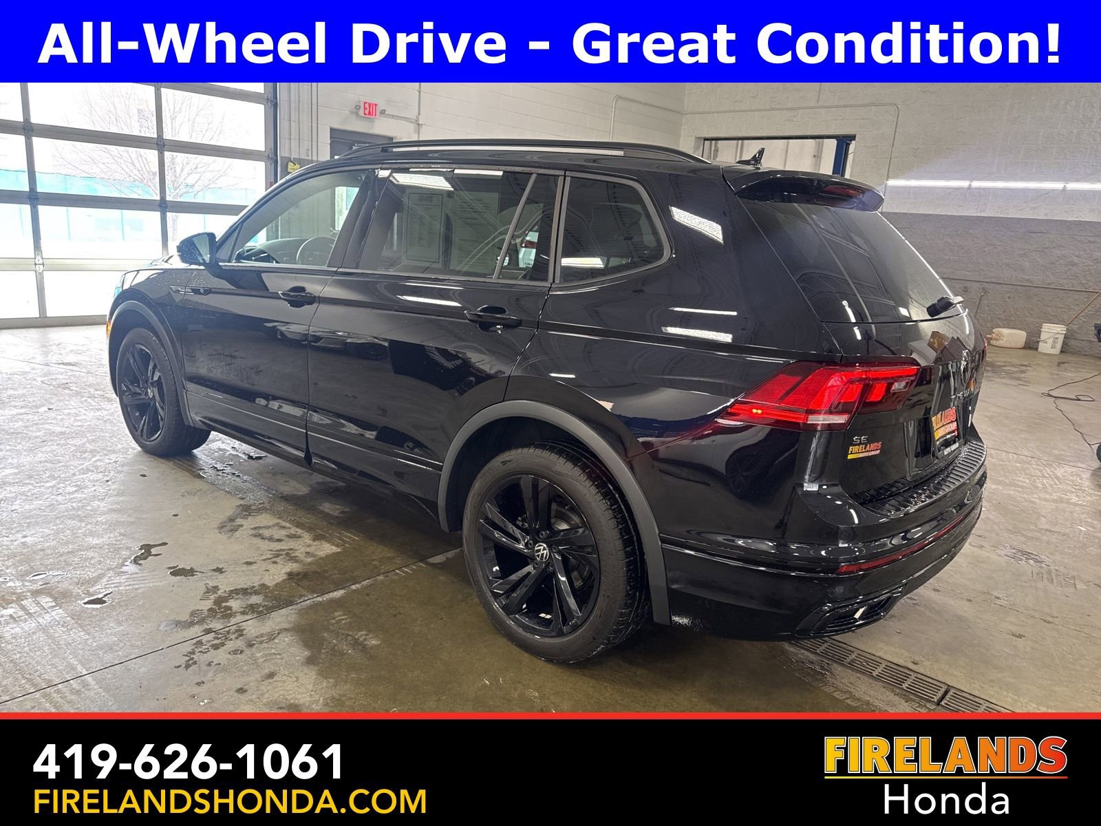 Used 2023 Volkswagen Tiguan SE R-Line image 3