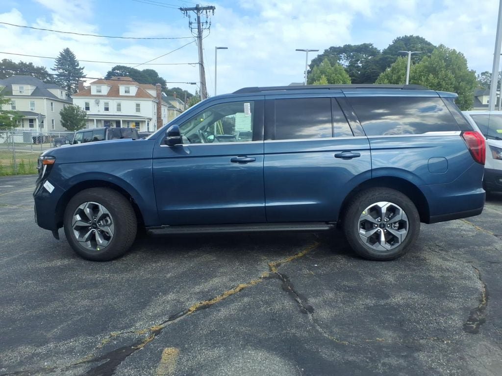 New 2027 Ford Expedition Active AWD/4WD image 8