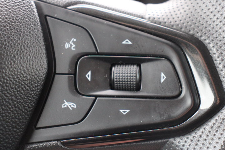 Used 2022 Chevrolet TrailBlazer LT w/ Convenience Package FWD image 24