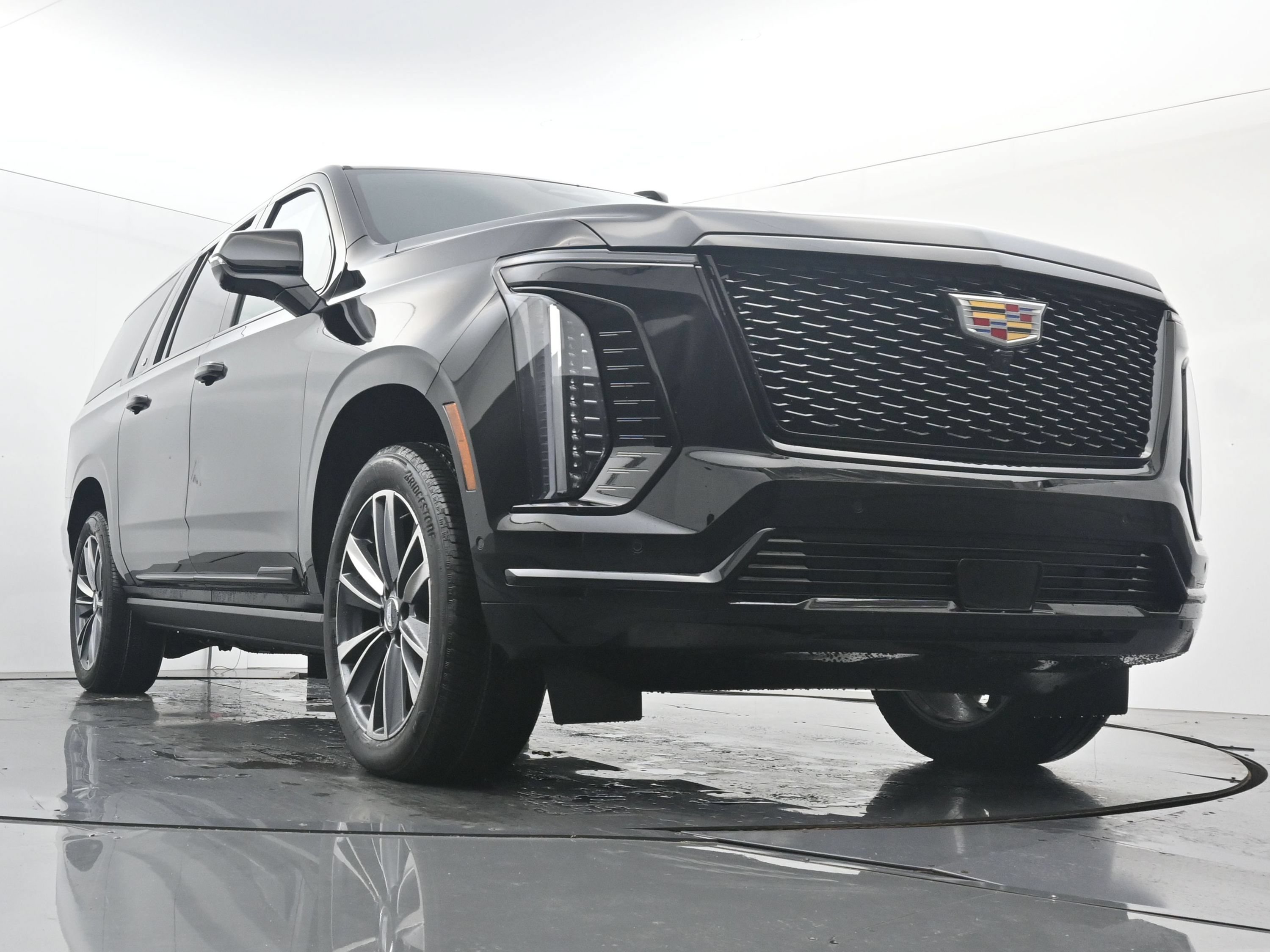 New 2026 Cadillac Escalade ESV Sport w/ Touring Package AWD/4WD image 22