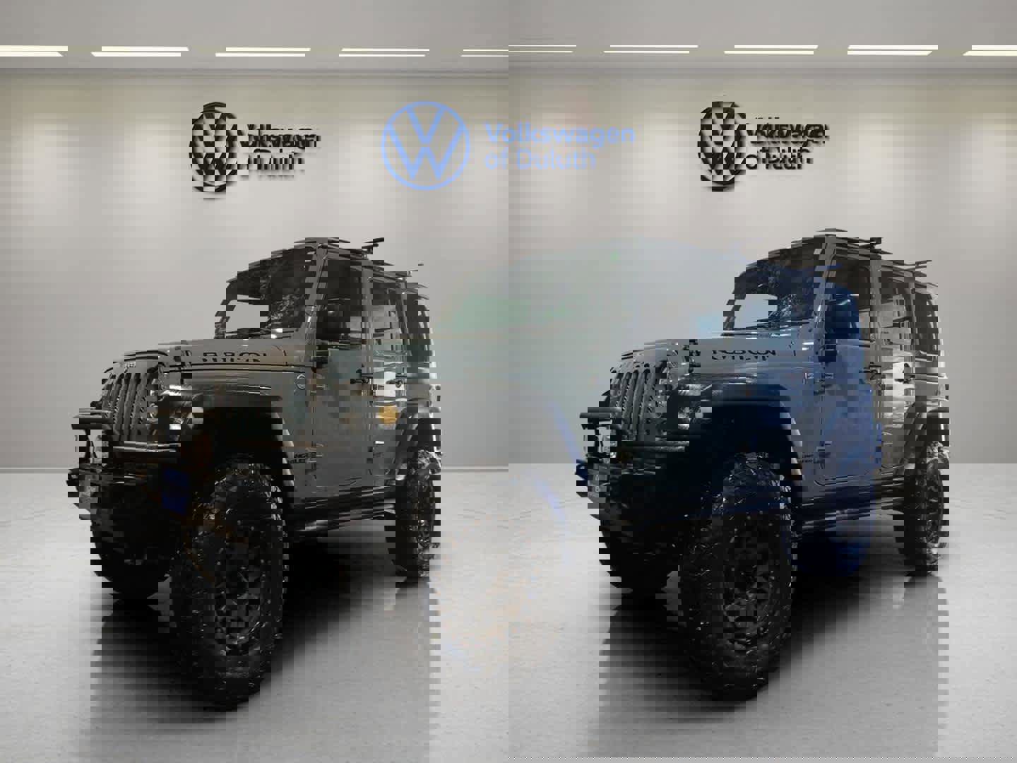 Used 2014 Jeep Wrangler Unlimited Rubicon w/ Connectivity Group image 1