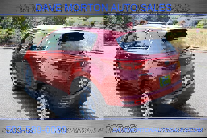 Used 2017 Kia Sportage LX image 3