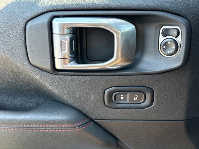 Used 2024 Jeep Wrangler Unlimited Rubicon 392 image 17