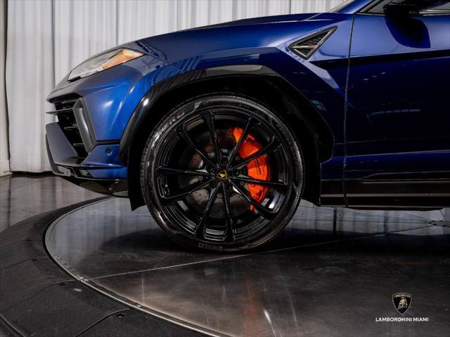 Used 2024 Lamborghini Urus S AWD/4WD image 7