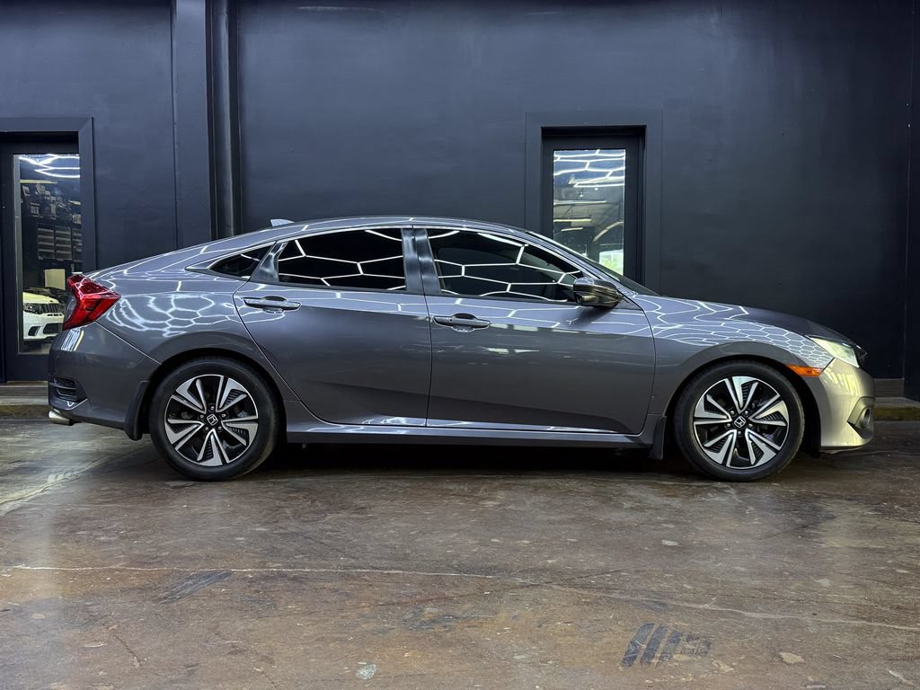 Used 2017 Honda Civic EX-T image 10