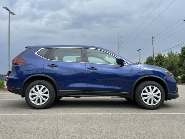 Used 2018 Nissan Rogue S AWD/4WD image 3