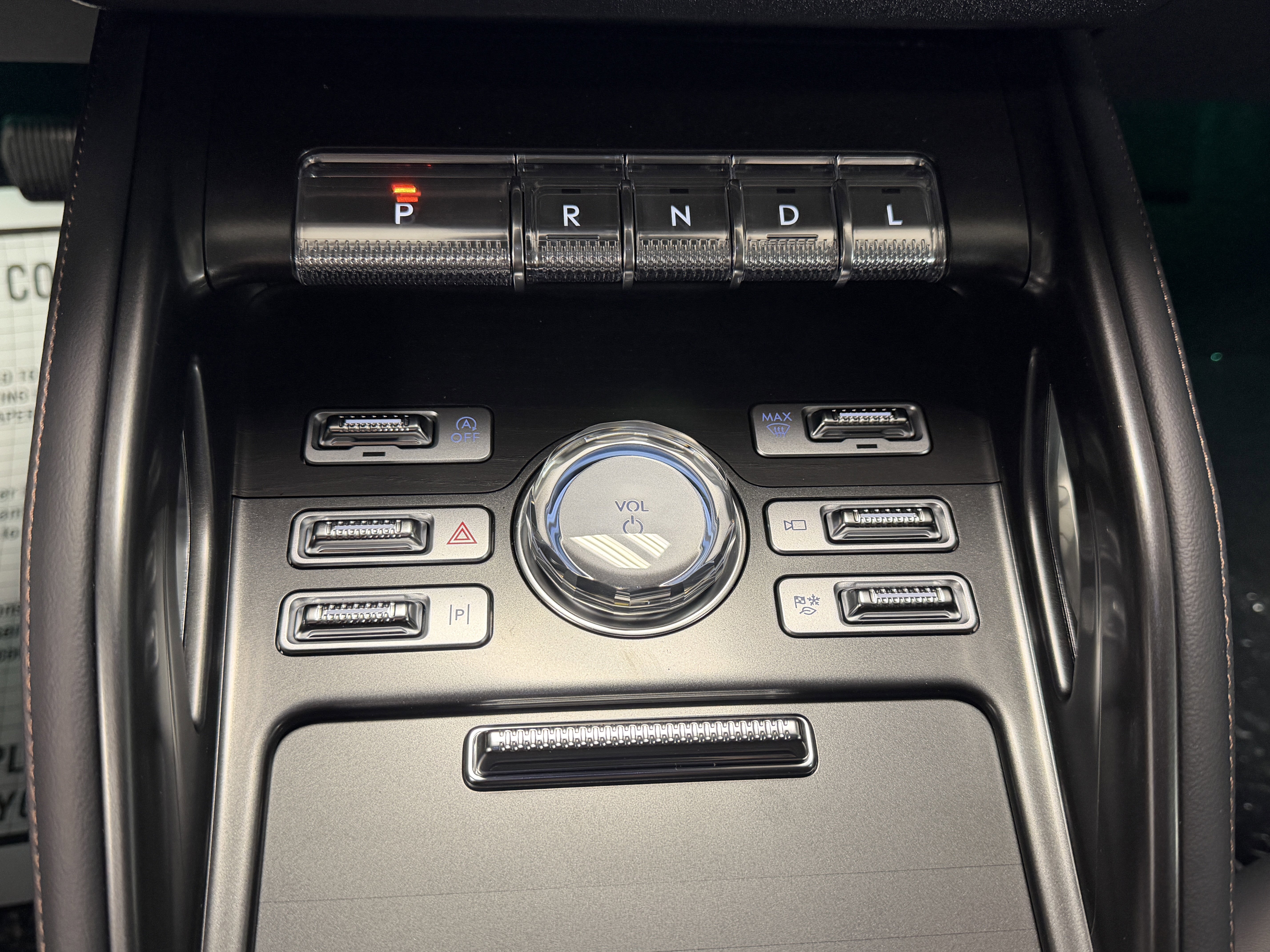 New 2026 Lincoln Nautilus Reserve w/ Jet Appearance Package AWD/4WD image 12