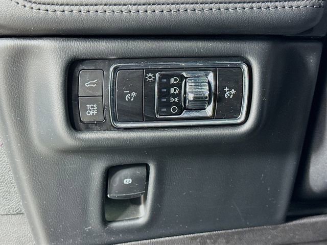 Used 2023 Lincoln Nautilus Reserve w/ Equipment Group 201A image 10