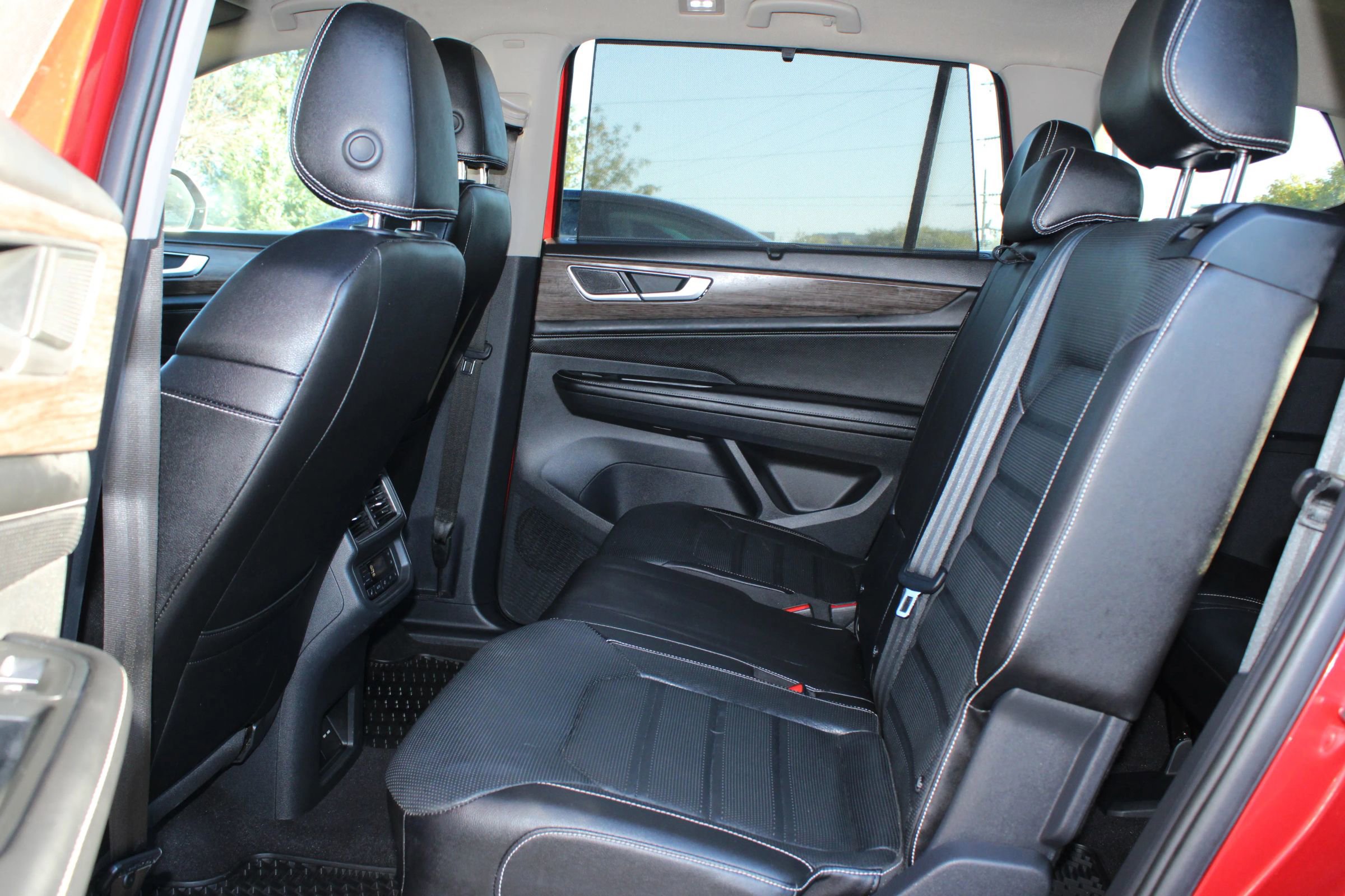 Used 2024 Volkswagen Atlas SEL image 27