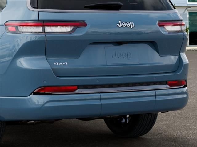 New 2026 Jeep Grand Cherokee L Limited AWD/4WD image 13