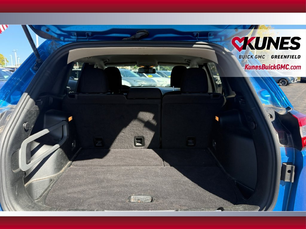 Used 2018 Jeep Cherokee Latitude w/ Altitude Package AWD/4WD image 33