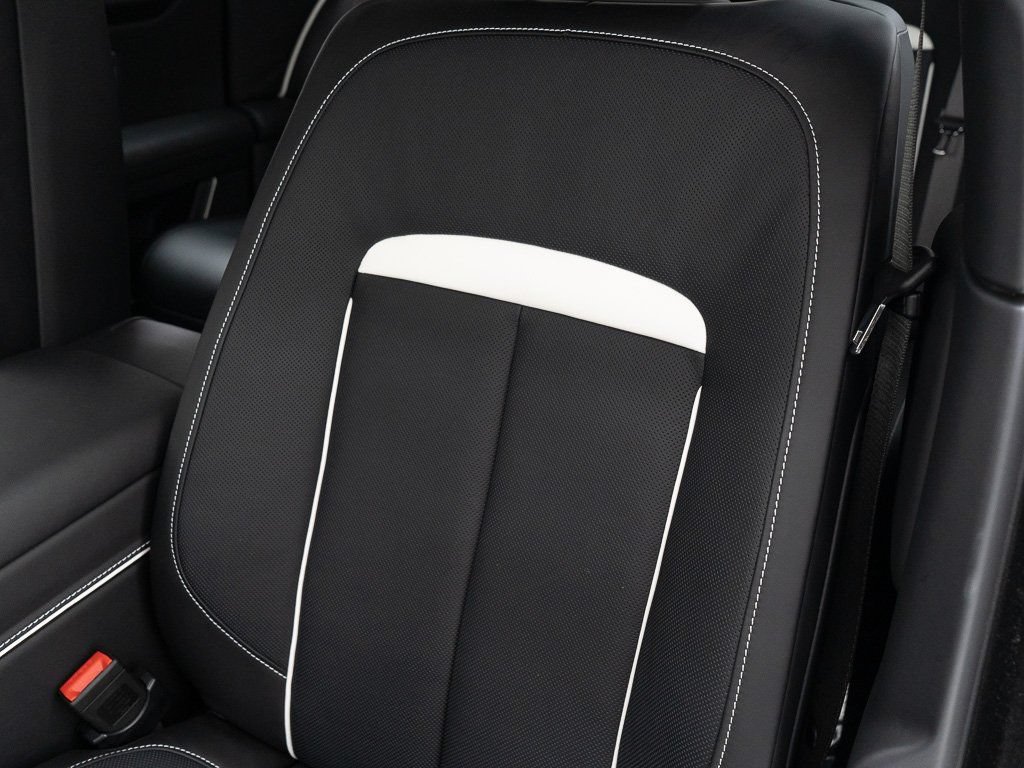 Used 2025 Rolls-Royce Ghost AWD/4WD image 19