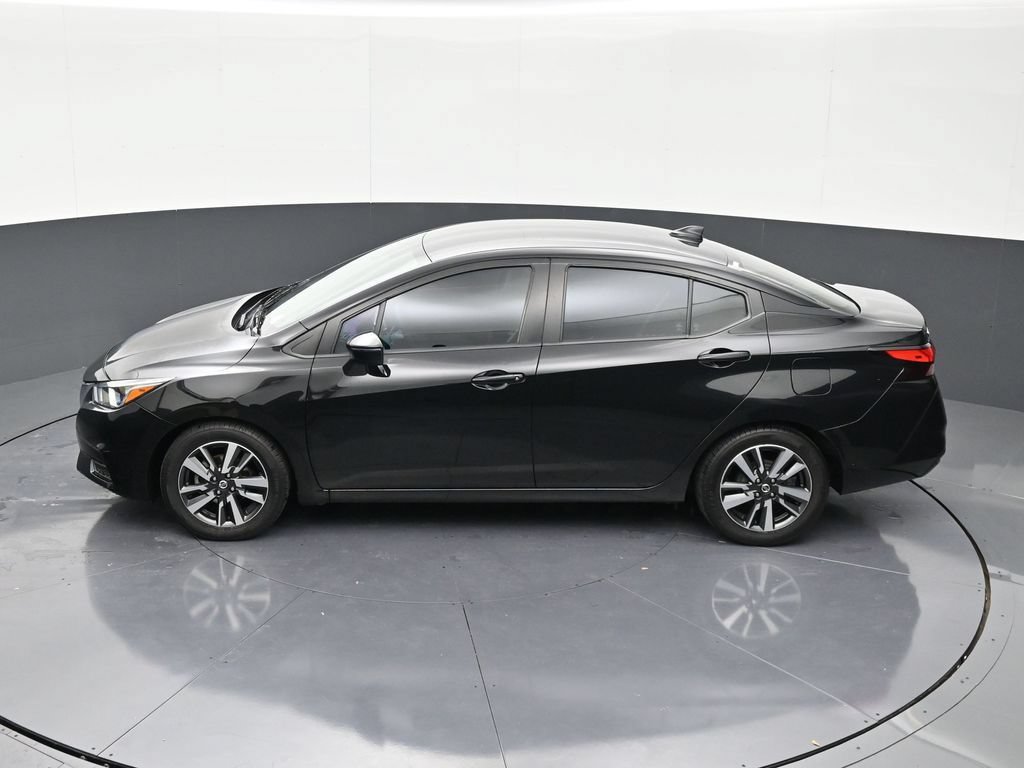 Used 2021 Nissan Versa SV FWD image 13