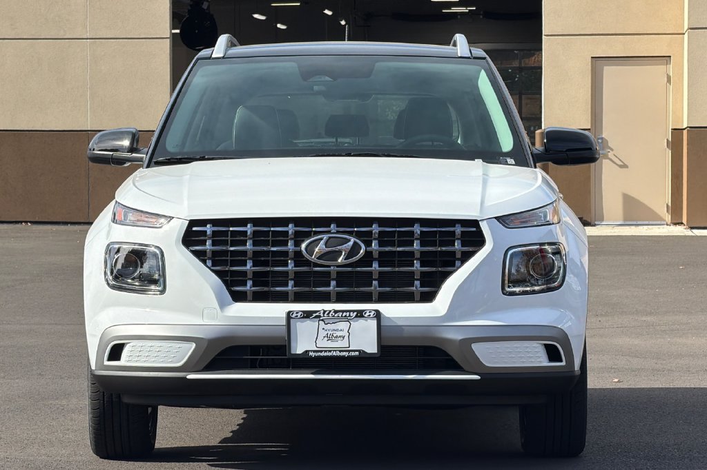 New 2026 Hyundai Venue SEL FWD image 6