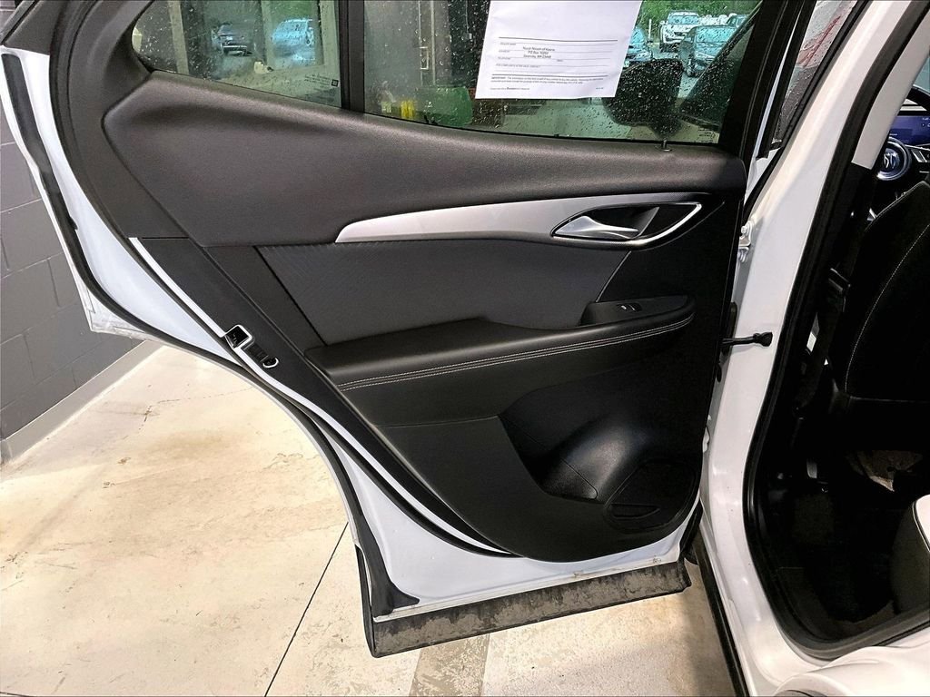 Used 2025 Buick Envision Sport Touring AWD/4WD image 21