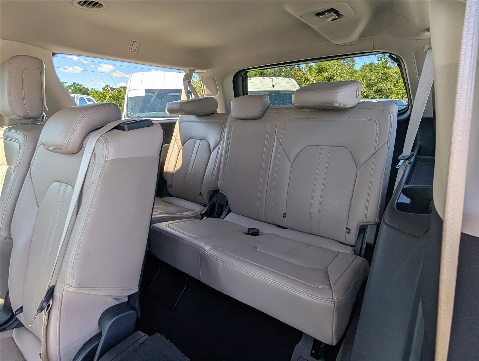 Used 2024 Ford Expedition Max Limited image 14