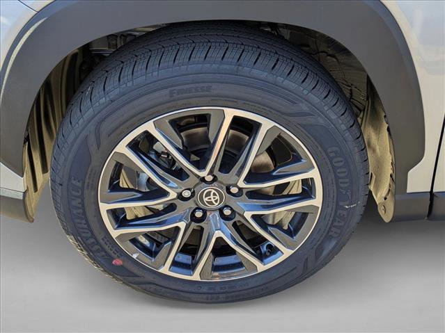 New 2026 Toyota Corolla Cross XLE image 10