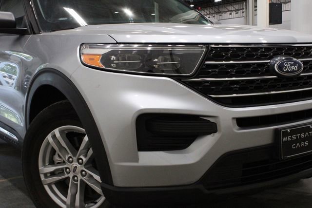 Used 2022 Ford Explorer XLT image 41