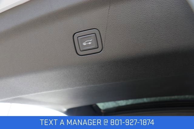 New 2026 GMC Yukon XL Denali w/ Sun & Power Step Package image 16