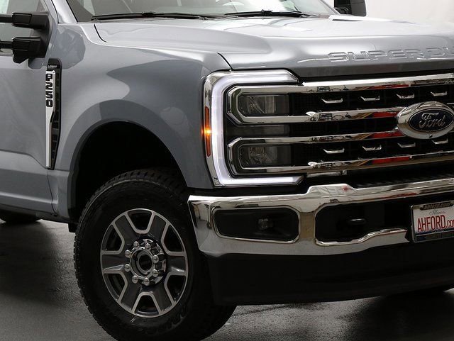 New 2026 Ford F250 Lariat video 3