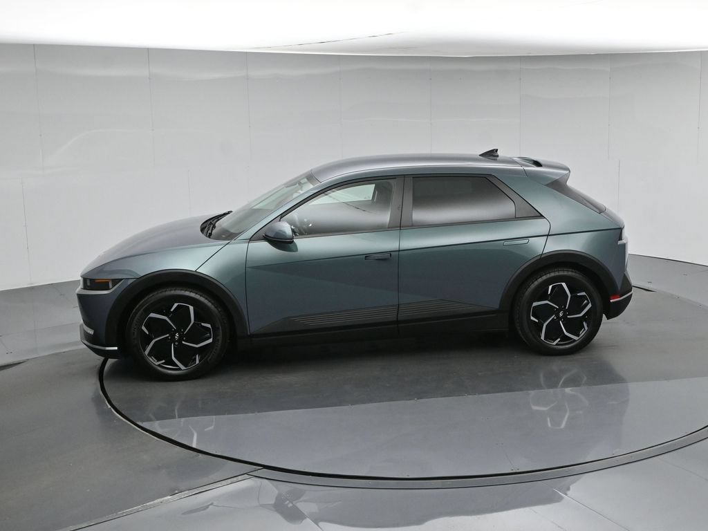 Used 2024 Hyundai Ioniq 5 SEL RWD image 47