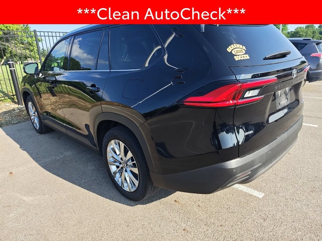 Used 2024 Toyota Grand Highlander AWD image 4