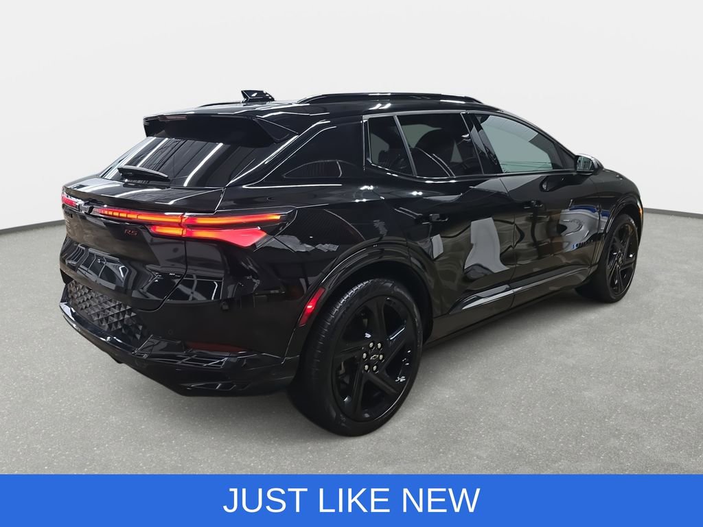 Used 2024 Chevrolet Equinox EV RS w/ Active Safety Package 3 image 5