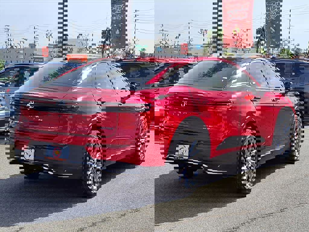 Used 2026 Toyota Crown Limited image 4