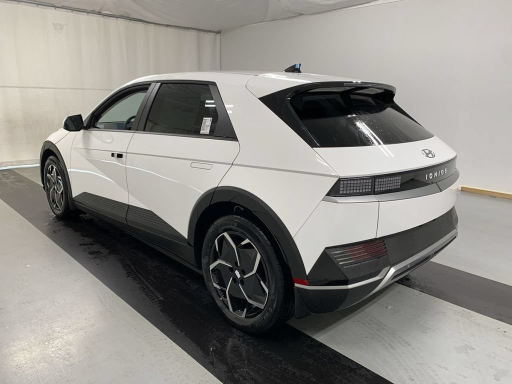 Used 2024 Hyundai Ioniq 5 SEL AWD/4WD image 7