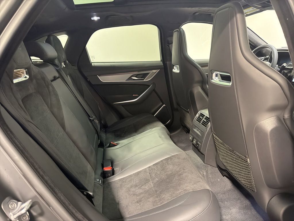 New 2026 Jaguar F-PACE SVR image 28