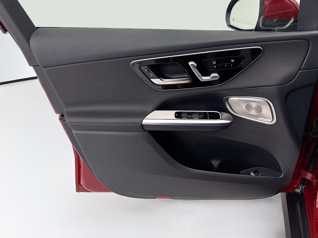 Certified 2026 Mercedes-Benz GLC 300 image 23
